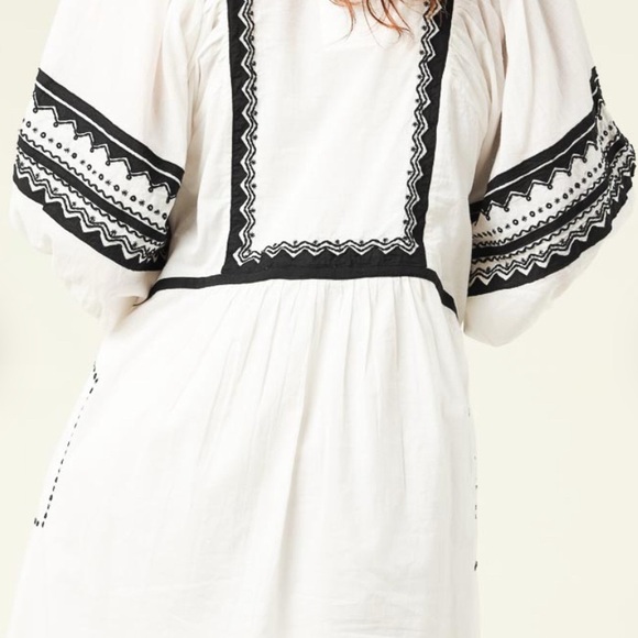 Scarlett Poppies Cotton White Black Dress A little Extra Size M/ L embroidered - Picture 3 of 12